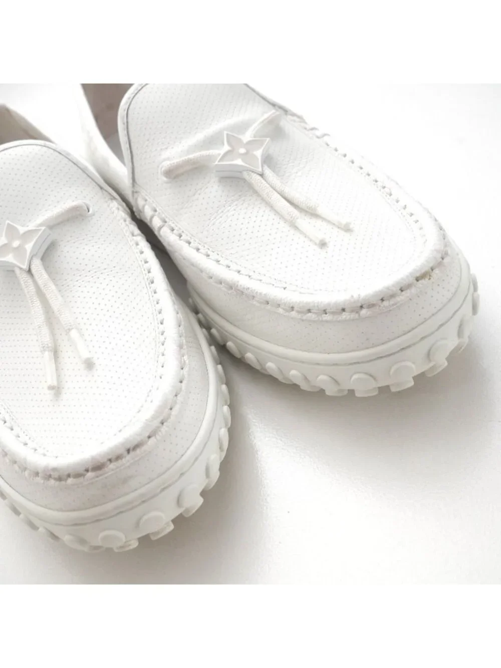 Louis Vuitton LV Line Loafers 8 Slip on Driving Shoes